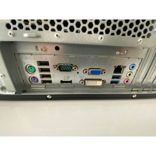 Fujitsu Esprimo P720 TOWER (Allo Torony/Core I3 4th Gen Haswell/8GB/120GB/Ssd 2 5/A Kategoria)
